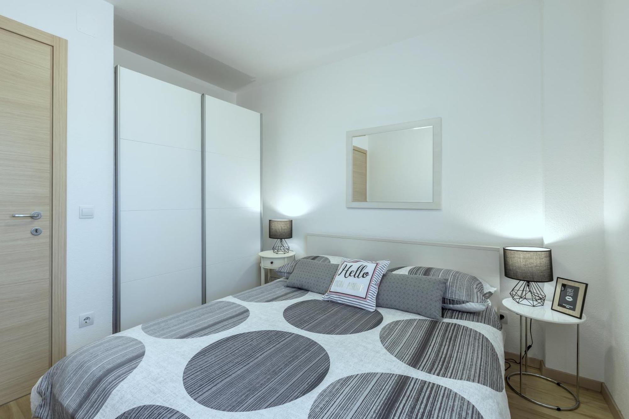 Iris Beach Apartments Kastela Room photo