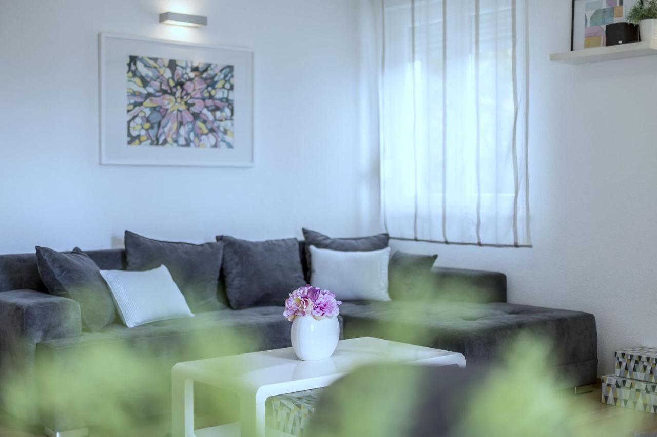 Iris Beach Apartments Kastela Exterior photo