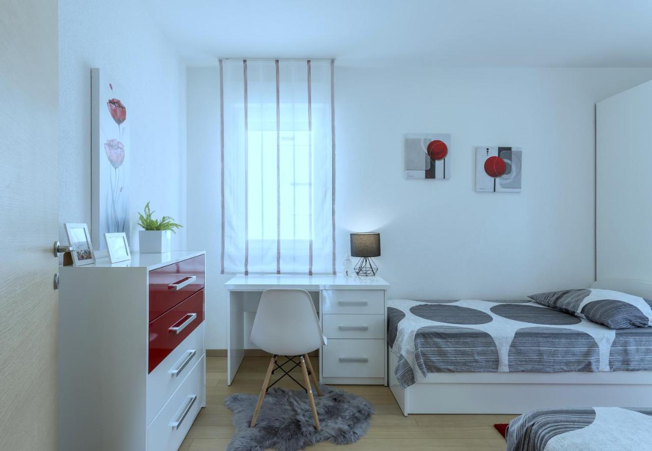 Iris Beach Apartments Kastela Exterior photo